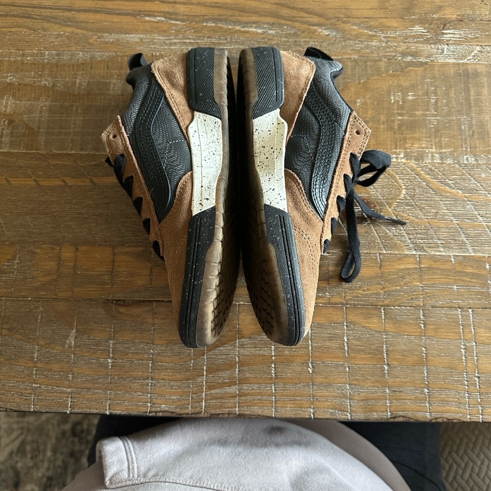 Vans Brown and Black Suede Sneakers - Picture 4 of 9